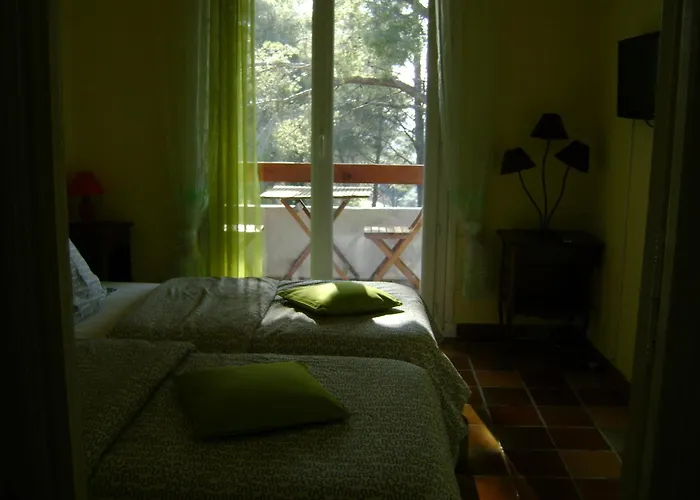 Дом отдыха A *