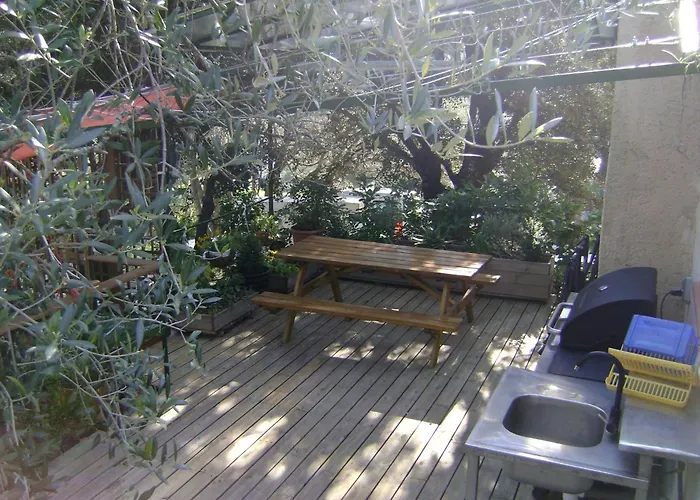 A Дом отдыха *